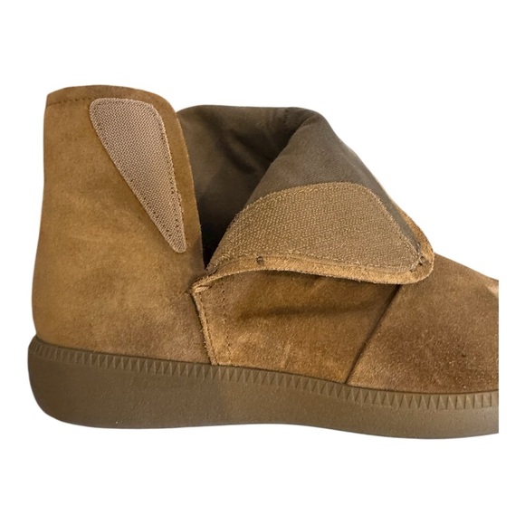 Munro Water Resistant Scout Bootie in brown suede NWOB - Picture 8 of 10
